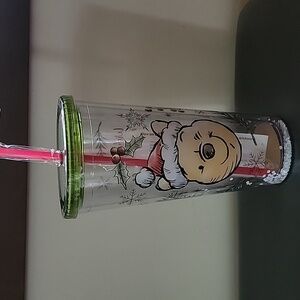 Disney Winnie the Pooh 32 Oz tumbler